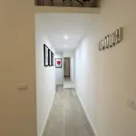 Modern Apt, 25 Min Duomo, Metro 5 Min & Wifi *