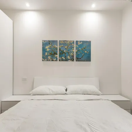 Modern Apt, 25 Min Duomo, Metro 5 Min&wifi Apartment Mailand